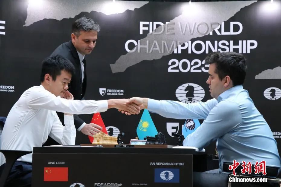 丁立人于阿斯塔纳捧冠世界棋王中国国象实现大