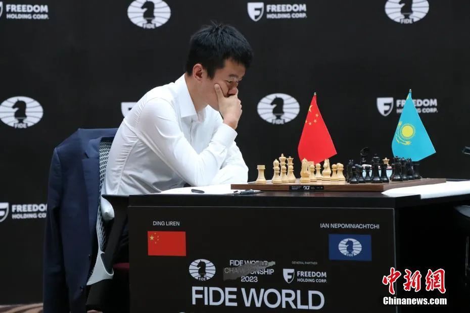 丁立人于阿斯塔纳捧冠世界棋王中国国象实现大