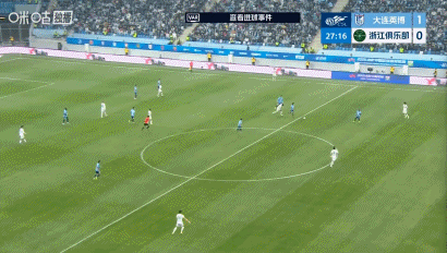 大连英博关键进球被吹 廖锦涛破门助球队暂领积