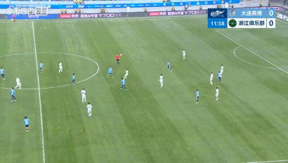 大连英博关键进球被吹 廖锦涛破门助球队暂领积