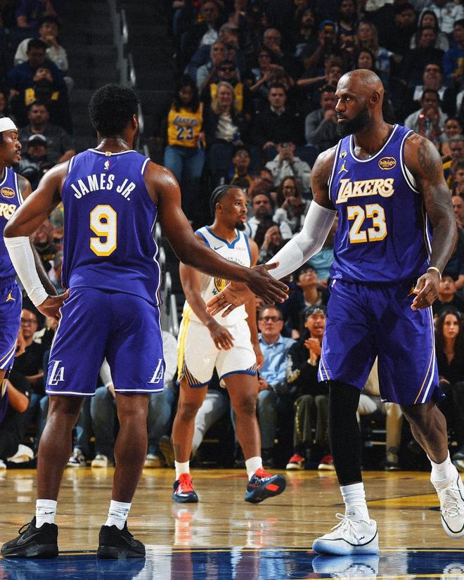 勒布朗·詹姆斯季后赛首战对阵杜兰特或成职业生